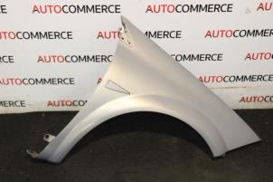 Used Front wing, right Renault Megane II (BM/CM) 1.6 16V Price on request offered by Autocommerce