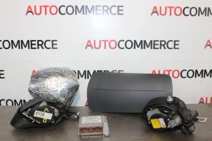 Used Airbag set + module Fiat Fiorino (225) 1.3 D 16V Multijet Price on request offered by Autocommerce