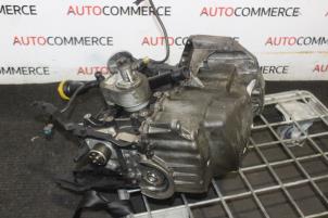 Used Engine crankcase Renault Scénic III (JZ) Price on request offered by Autocommerce