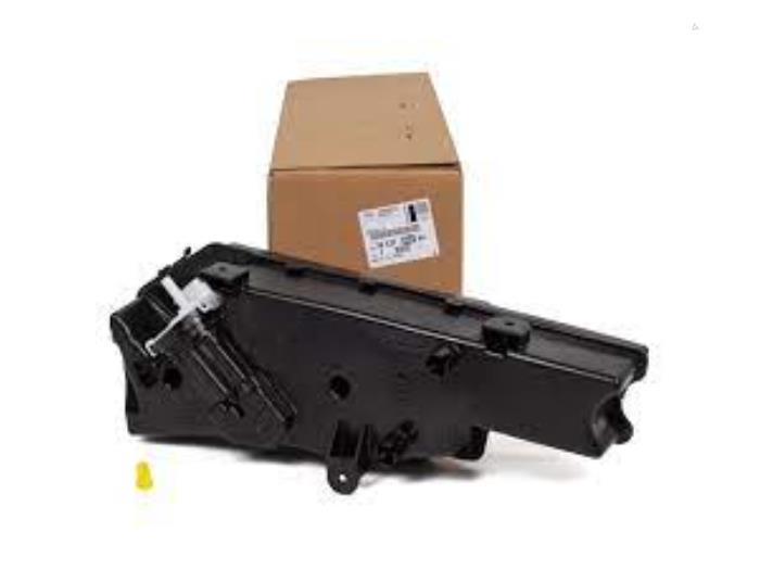 Citroen Berlingo Additive tanks stock