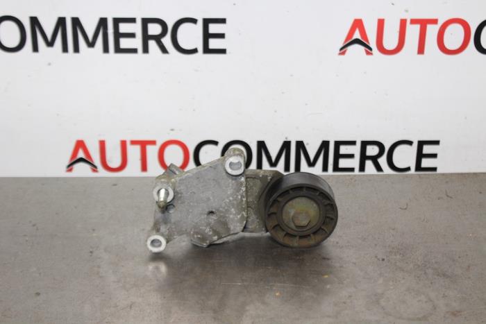 Usados Rodillo tensor correa múltiple Citroen C3 Pluriel (HB) 1.4 HDi Precio € 20,00 Norma de margen ofrecido por Autocommerce