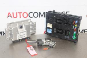 Usagé Ordinateur gestion moteur Peugeot 307 (3A/C/D) 2.0 16V Prix € 250,00 Règlement à la marge proposé par Autocommerce