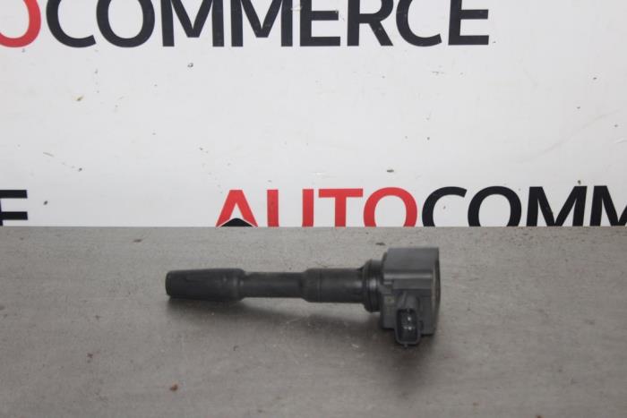 Ignition coil from a Dacia Lodgy (JS) 1.2 TCE 16V 2016