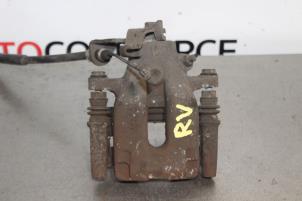 Used Front brake calliper, right Peugeot 307 (3A/C/D) 1.6 16V Price on request offered by Autocommerce
