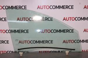 Used Door window 4-door, front right Renault Megane III Berline (BZ) 1.4 16V TCe 130 Price on request offered by Autocommerce