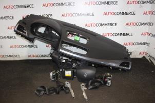 Gebrauchte Airbag set + dashboard Renault Megane III Berline (BZ) 1.4 16V TCe 130 Preis auf Anfrage angeboten von Autocommerce