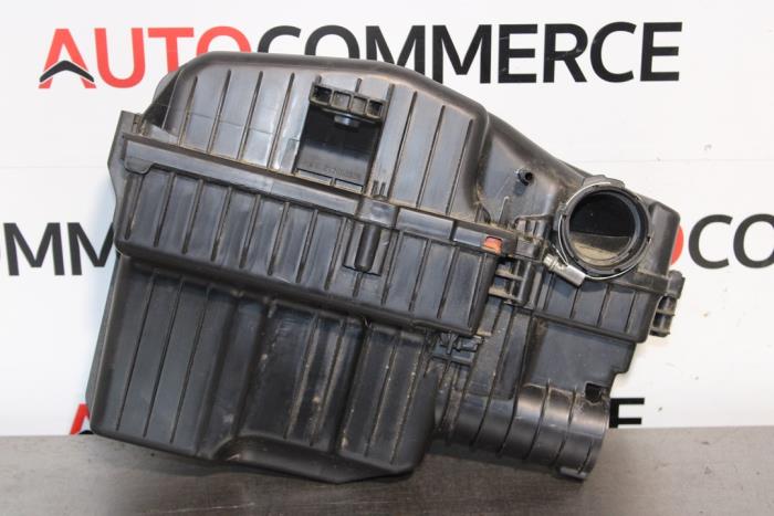 Begagnade Luftfilterhus Citroen C3 (SX/SW) 1.2 Vti 12V PureTech 82 Van Pris € 10,00 Marginaltabell erbjuds av Autocommerce