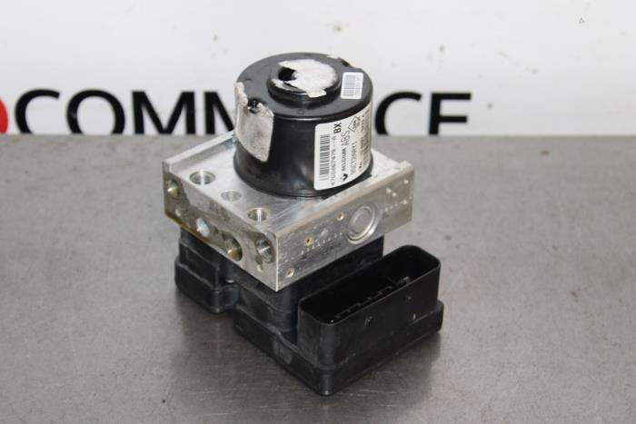 Gebrauchte ABS Pumpe Renault Megane III Berline (BZ) 1.4 16V TCe 130 Preis € 120,00 Margenregelung angeboten von Autocommerce