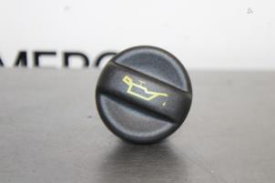 New Oil cap Peugeot 308 Price € 18,15 Inclusive VAT offered by Autocommerce