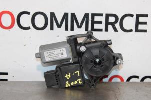 Used Door window motor Peugeot 2008 (CU) Price on request offered by Autocommerce