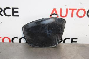 Used Mirror glass, left Peugeot 2008 (CU) 1.2 12V e-THP PureTech 110 Price on request offered by Autocommerce