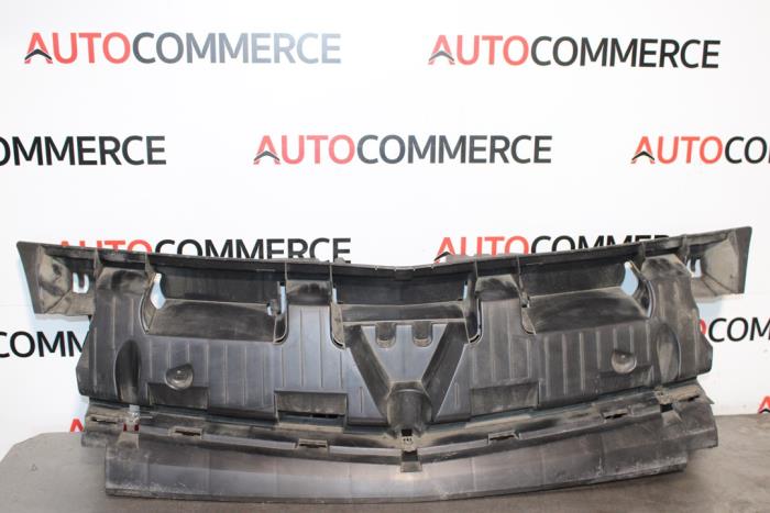 Gebrauchte Grillhalter Renault Kangoo Express (FW) 1.5 dCi 70 Preis auf Anfrage angeboten von Autocommerce