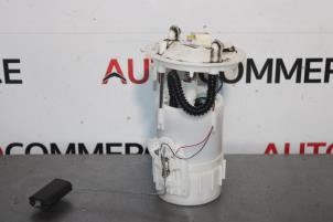 Used Tank float Renault Scénic II (JM) Price on request offered by Autocommerce