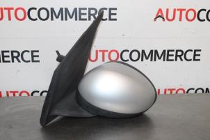 Used Wing mirror, left Peugeot 107 1.0 12V Price on request offered by Autocommerce