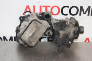 Used Oil filter housing Peugeot 3008 II (M4/MC/MJ/MR) 1.5 BlueHDi 130 Price € 70,00 Margin scheme offered by Autocommerce