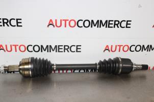 New Front drive shaft, left Renault Master Price € 163,35 Inclusive VAT offered by Autocommerce