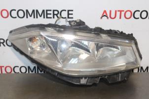 Used Headlight, right Renault Megane II (BM/CM) 1.4 16V 98 Price on request offered by Autocommerce