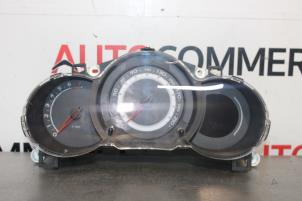 Usagé Compteur kilométrique KM Citroen C3 (SC) 1.0 Vti 68 12V Prix sur demande proposé par Autocommerce