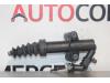 Clutch slave cylinder from a Citroen C3 (SC), 2009 / 2017 1.0 Vti 68 12V, Hatchback, Petrol, 999cc, 50kW (68pk), FWD, EB0; ZMZ, 2012-08 / 2016-10, SCZMZ 2015