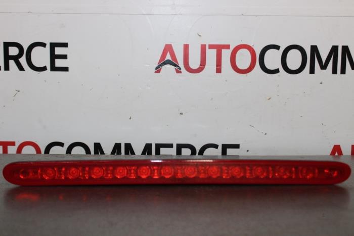 Zusätzliches Bremslicht Mitte van een Peugeot 3008