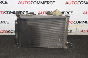 Used Radiator Renault Clio III (BR/CR) 1.5 dCi 105 Price € 70,00 Margin scheme offered by Autocommerce
