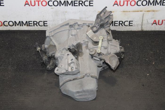 Gearbox from a Peugeot 207/207+ (WA/WC/WM) 1.4 2012
