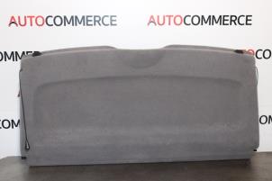 Used Parcel shelf Renault Clio II (BB/CB) 1.4 Price € 35,00 Margin scheme offered by Autocommerce
