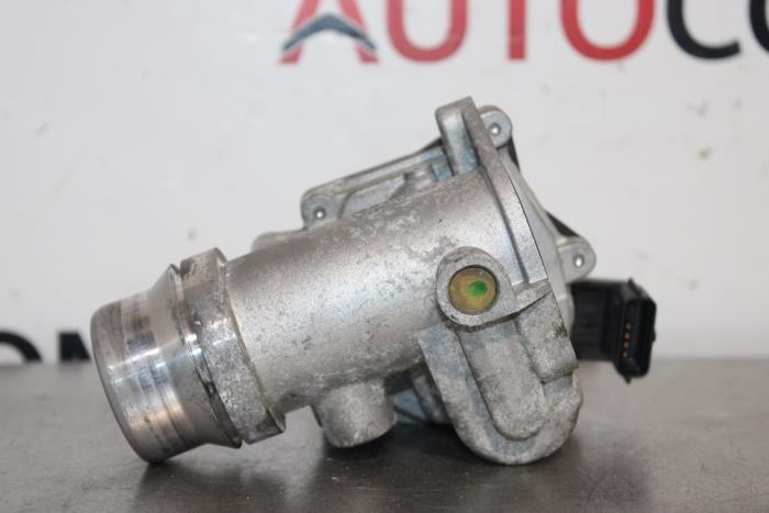 Throttle body from a Renault Kangoo Express (FW) 1.5 dCi 75 2016