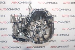 Gebrauchte Getriebe Renault Kangoo Express (FC) Preis auf Anfrage angeboten von Autocommerce