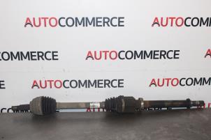 Used Front drive shaft, right Renault Clio III (SR) 1.5 dCi 70 Price on request offered by Autocommerce