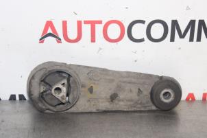 Used Engine mount Renault Modus/Grand Modus (JP) 1.5 dCi 85 Price on request offered by Autocommerce