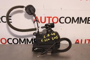 Used Rear door lock mechanism 4-door, left Renault Clio IV (5R) 1.5 dCi 75 FAP Price on request offered by Autocommerce