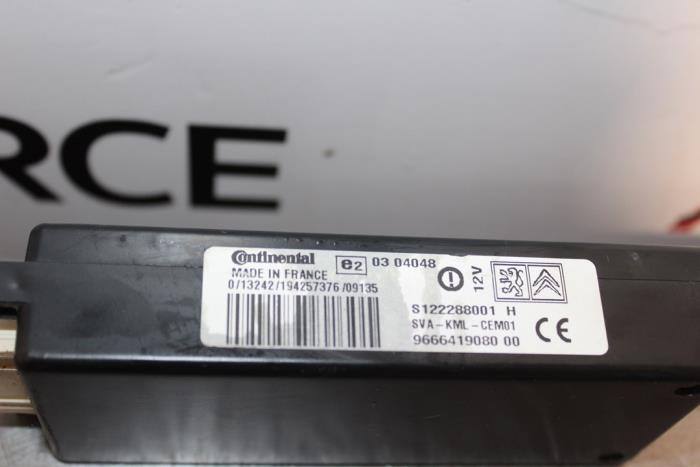 Begagnade Bluetooth-modul Peugeot 207 CC (WB) 1.6 16V Pris € 50,00 Marginaltabell erbjuds av Autocommerce