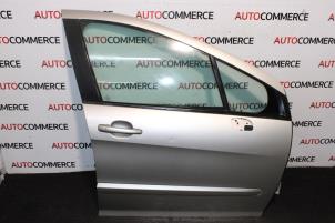Gebrauchte Tür 4-türig rechts vorne Peugeot 308 SW (4E/H) Preis € 75,00 Margenregelung angeboten von Autocommerce