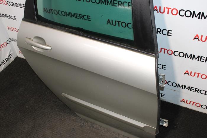 Tür 4-türig rechts hinten van een Peugeot 308 SW (4E/H)  2009