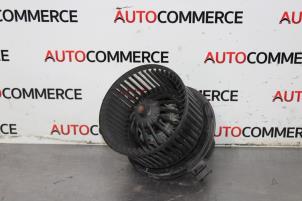 Used Heating and ventilation fan motor Renault Clio III Estate/Grandtour (KR) 1.5 dCi 70 Price € 50,00 Margin scheme offered by Autocommerce