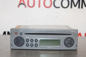 Usados Radio Renault Twingo II (CN) 1.2 Precio de solicitud ofrecido por Autocommerce