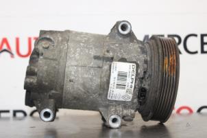 Used Air conditioning pump Renault Scénic II (JM) 1.5 dCi 105 Price on request offered by Autocommerce