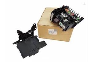 New Fuse box Peugeot 308 Price € 302,50 Inclusive VAT offered by Autocommerce