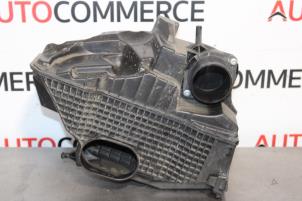 Used Air box Renault Clio IV (5R) 0.9 Energy TCE 90 12V Price on request offered by Autocommerce