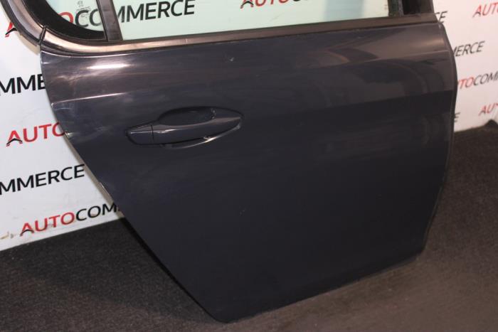 Tür 4-türig rechts hinten van een Peugeot 308 (L3/L8/LB/LH/LP) 1.2 12V e-THP 2014