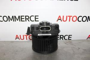 Used Heating and ventilation fan motor Renault Clio III (BR/CR) 1.6 16V Price € 50,00 Margin scheme offered by Autocommerce