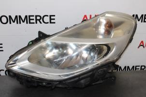 Used Headlight, left Renault Clio III (BR/CR) 1.2 16V 75 Price on request offered by Autocommerce
