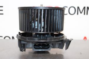 Usados Motor de ventilador de calefactor Renault Modus/Grand Modus (JP) 1.2 16V Eco Precio € 40,00 Norma de margen ofrecido por Autocommerce