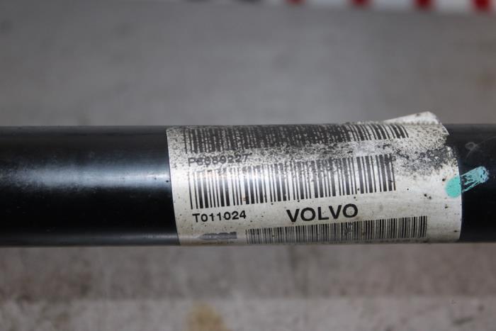 Arbre de transmission avant gauche d'un Volvo S60 I (RS/HV) 2.4 20V 140 2001