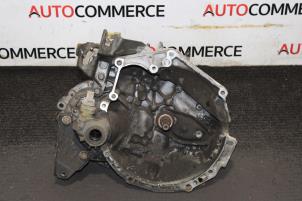 Gebrauchte Getriebe Peugeot 1007 (KM) 1.4 Preis € 400,00 Margenregelung angeboten von Autocommerce
