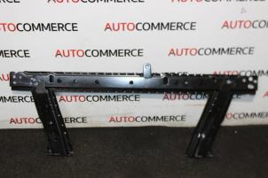 New Radiator bar Renault Clio III (BR/CR) Price € 108,90 Inclusive VAT offered by Autocommerce