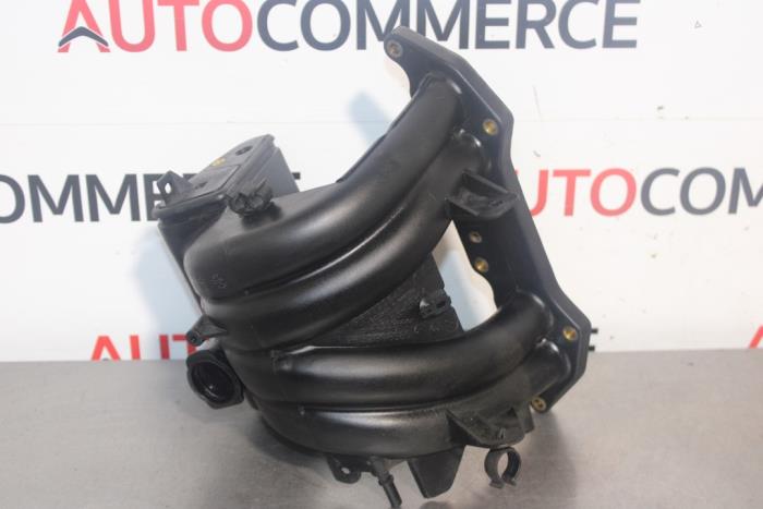 Gebrauchte Ansaugbrugge Peugeot 206 (2A/C/H/J/S) 1.1 XN,XR Preis € 30,00 Margenregelung angeboten von Autocommerce