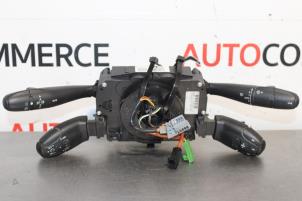 Used Steering column stalk Peugeot 407 (6D) 2.0 HDiF 16V Price on request offered by Autocommerce