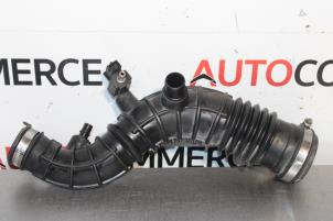 Used Air intake hose Renault Clio IV (5R) 0.9 Energy TCE 90 12V Price on request offered by Autocommerce